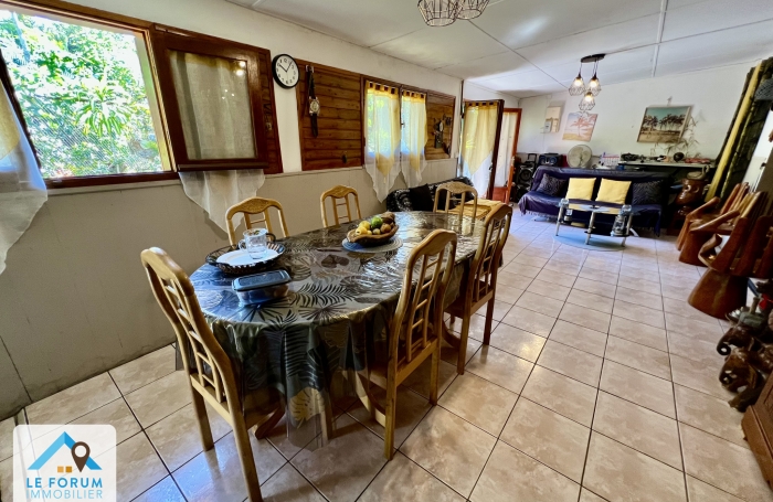 SAINT JOSEPH 97480 - MAISON DE PLAIN PIED - ENTRETENUE - JARDIN FLEURI - QUARTIER FACILE D'ACCES
