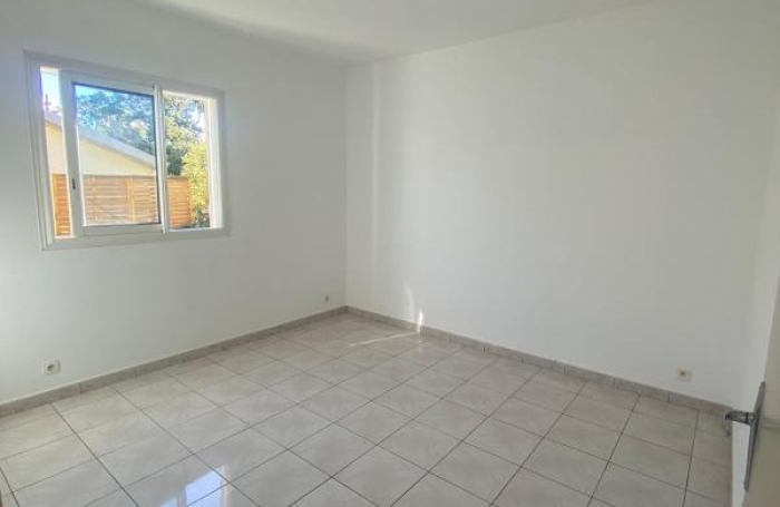 Vente Maison 90.11m&sup2; 4 pi&#232;ces Trois Bassins