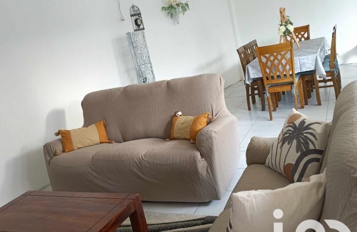 Vente Maison 260m&sup2; 9 pi&#232;ces Sainte Anne