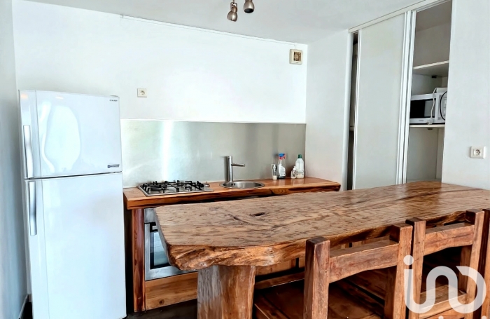 Vente Appartement 54m&sup2; 2 pi&#232;ces Saint Gilles les Bains