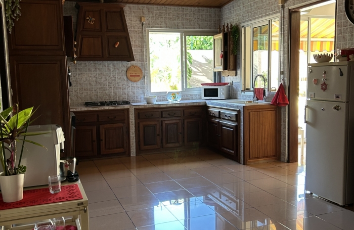 Vente Maison 214m&sup2; 7 pi&#232;ces Piton Saint Leu