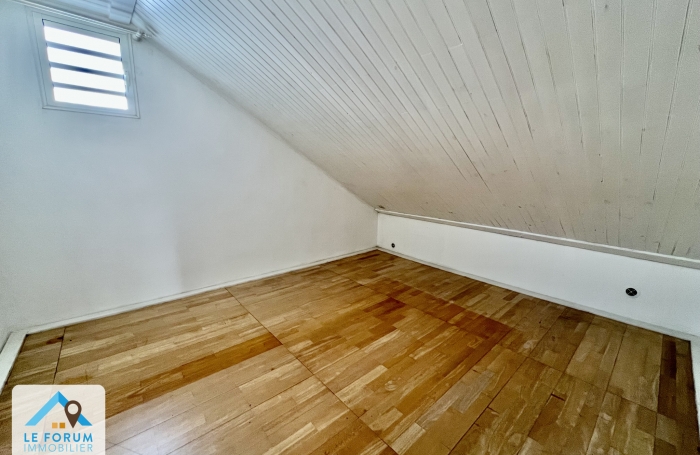 TAMPON 97430 - APPARTEMENT CONFORTABLE ET ENTRETENU -  AU CALME