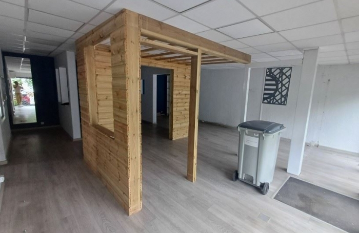 local 100m2 SAINT PAUL