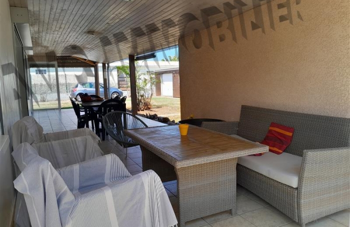 Location Maison 125m² 5 pièces Saint Gilles Les Hauts