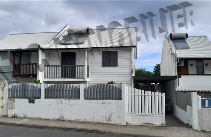 Location Maison 100m² 5 pièces Rivière Saint Louis