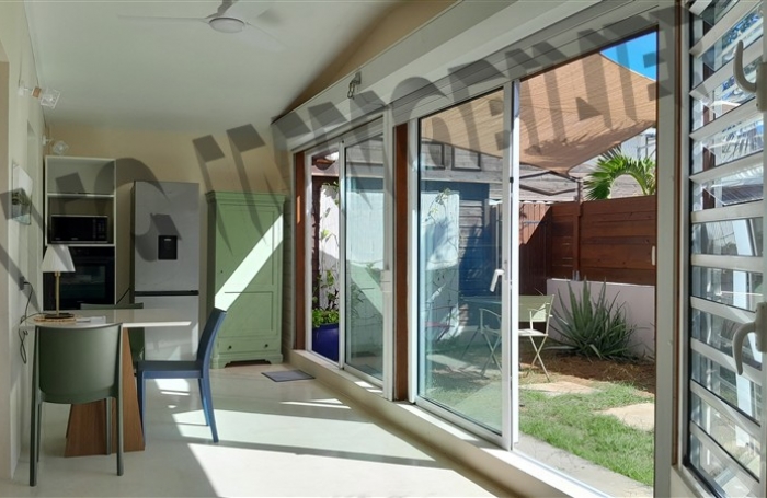 Location Maison 70m² 3 pièces Saint Gilles les Bains