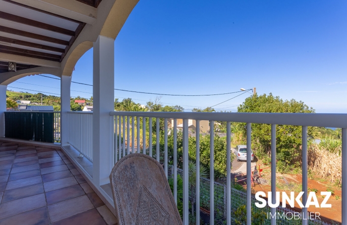 Location Appartement 100m² 4 pièces Saint-Pierre