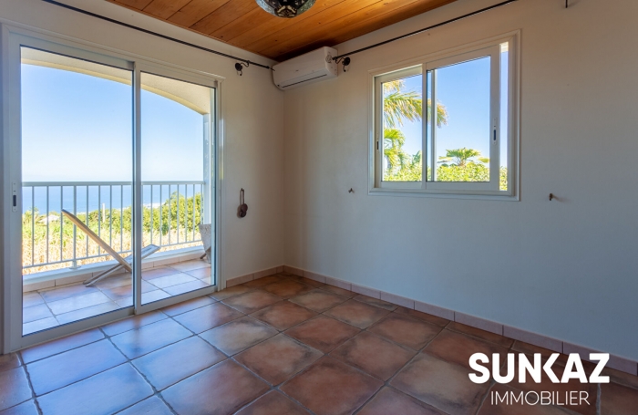Location Appartement 100m² 4 pièces Saint-Pierre