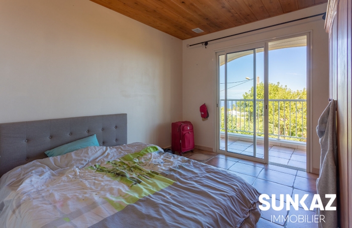 Location Appartement 100m² 4 pièces Saint-Pierre