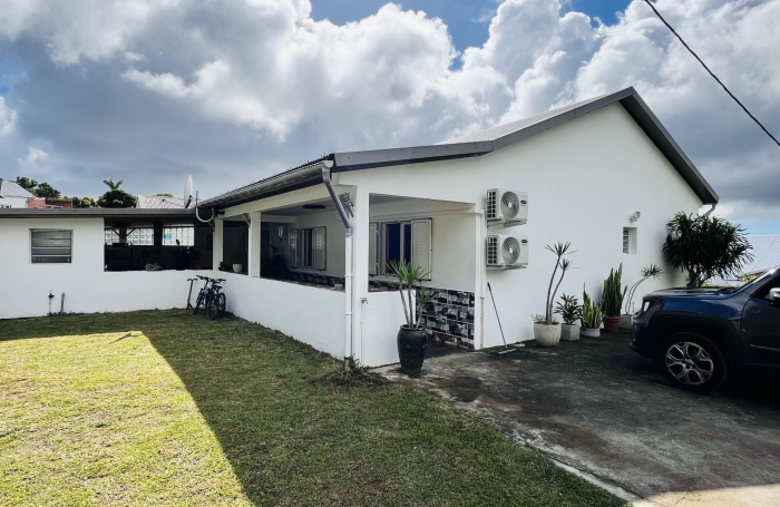 Maison F4 97m2 La Bretagne- Saint-Denis