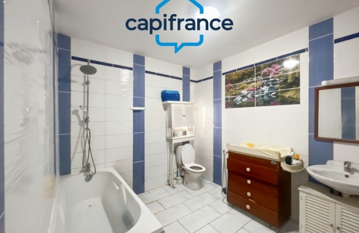 Vente Immeuble 255m&sup2; Sainte Suzanne