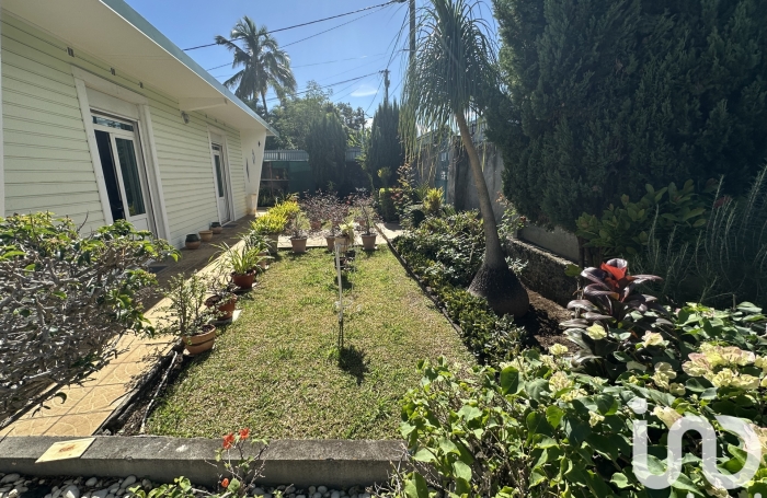 Vente Maison 212m&sup2; 5 pi&#232;ces Saint Gilles Les Hauts