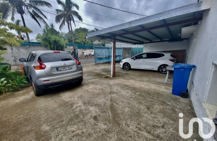 Vente Maison 212m&sup2; 5 pi&#232;ces Saint Gilles Les Hauts