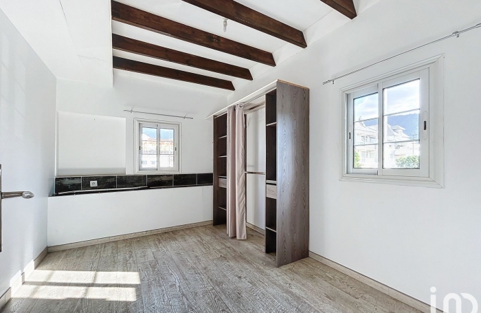 Vente Local commercial 250m&sup2; Saint Denis
