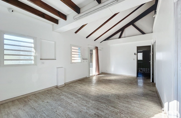 Vente Local commercial 250m&sup2; Saint Denis