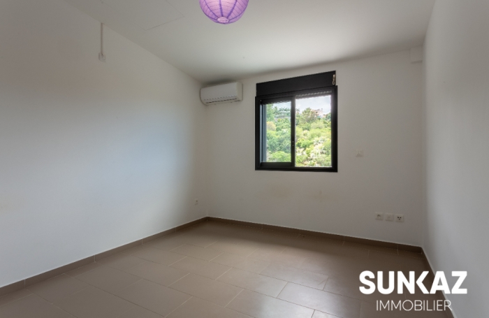 Location Maison 110m² 5 pièces Etang-Sale