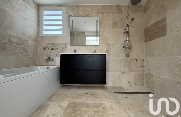 Vente Divers 100m&sup2; 4 pi&#232;ces Bois de Nefles St Paul