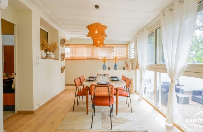 Location Maison 166m&sup2; 7 pi&#232;ces Saint Denis