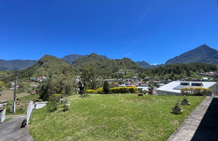 Vente Maison 160m² 6 pièces Salazie