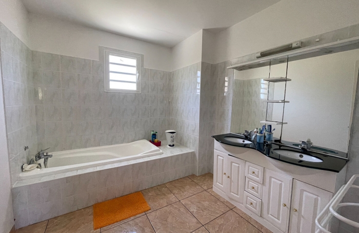 Vente Maison 160m² 6 pièces Salazie