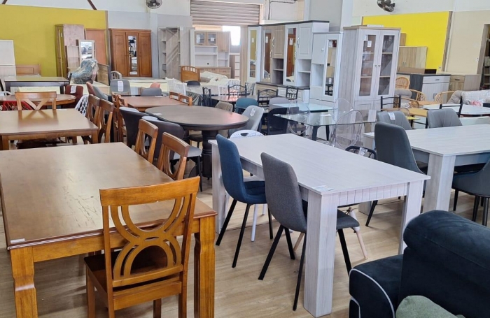 Location Local commercial 750m&sup2; Saint Louis