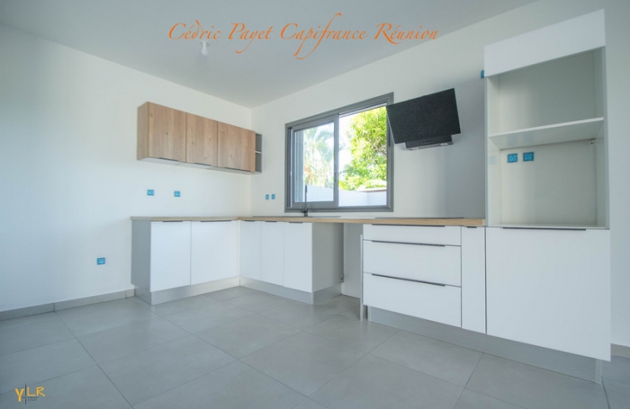 Vente Maison 102m&sup2; 5 pi&#232;ces Rivière Saint Louis