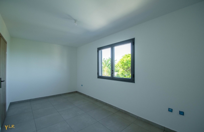 Vente Maison 102m&sup2; 5 pi&#232;ces Rivière Saint Louis