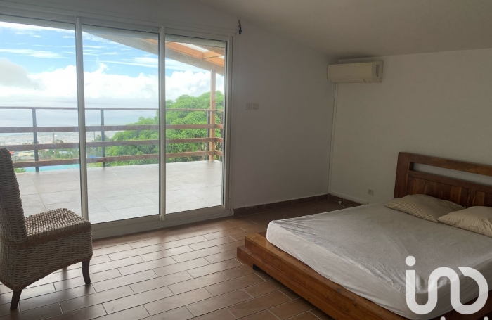 Vente Maison 150m&sup2; 5 pi&#232;ces Saint Denis