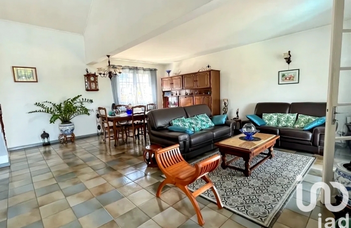 Vente Maison 128m&sup2; 5 pi&#232;ces Bois de Nefles St Paul