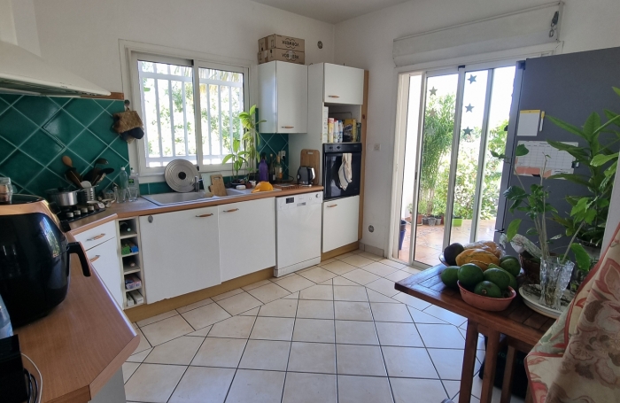 Vente Divers 126m&sup2; 5 pi&#232;ces Le Tampon