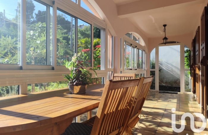 Vente Maison 160m&sup2; 5 pi&#232;ces Saint Paul