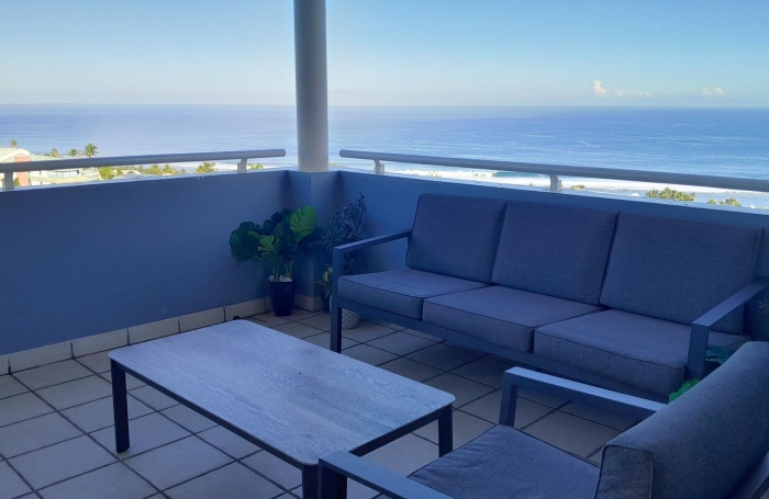 Location Appartement 79m² 4 pièces Saint Gilles les Bains
