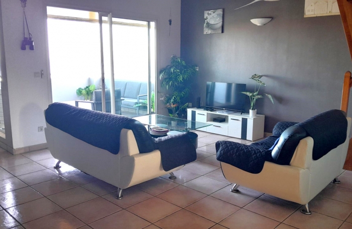 Location Appartement 79m² 4 pièces Saint Gilles les Bains