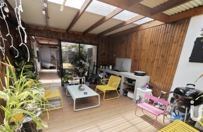 Vente Maison 137m&sup2; 5 pi&#232;ces Trois Bassins