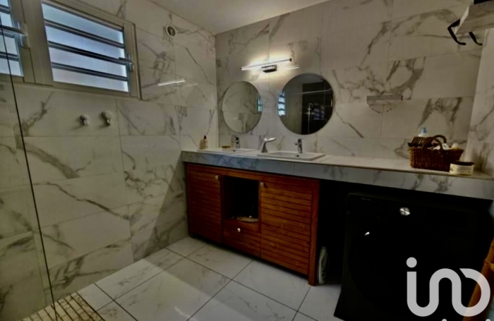 Vente Maison 137m&sup2; 5 pi&#232;ces Trois Bassins