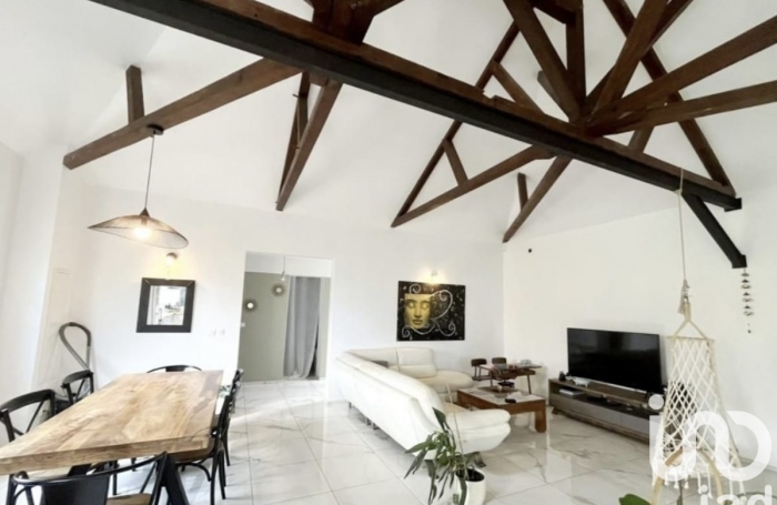 Vente Maison 137m&sup2; 5 pi&#232;ces Trois Bassins
