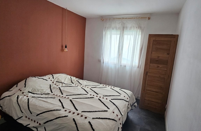 A louer : grande maison F4 + T2 avec terrasse et piscine à louer à La Possession