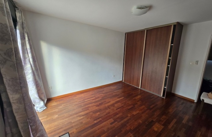 Maison type T5, La Possession