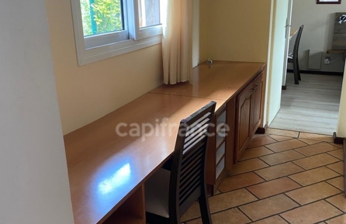 Location Maison 140m&sup2; 4 pi&#232;ces Saint Denis