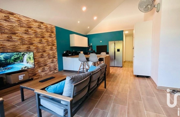 Vente Appartement 83m&sup2; 3 pi&#232;ces Saint-Leu