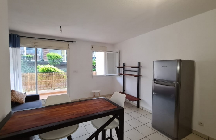 Location Appartement 25m&sup2; 1 pi&#232;ce Sainte Clotilde