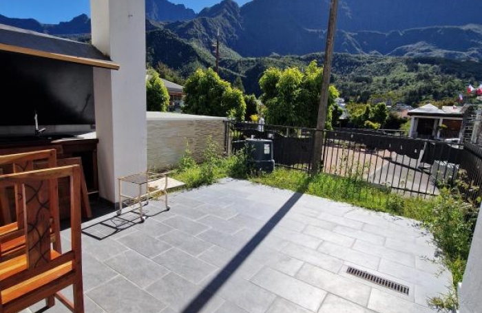 Vente Maison 185m&sup2; 4 pièces Cilaos