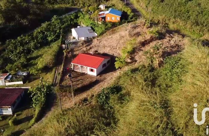 Vente Terrain 695m&sup2; Les Avirons