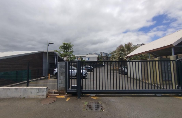Location Maison 118.48m&sup2; 5 pi&#232;ces Saint Gilles Les Hauts