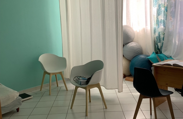 LOCAL PROFESSIONNEL 70M2 TAMPON