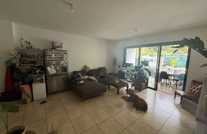 APPARTEMENT T3 AVEC VARANGUE ET JARDIN