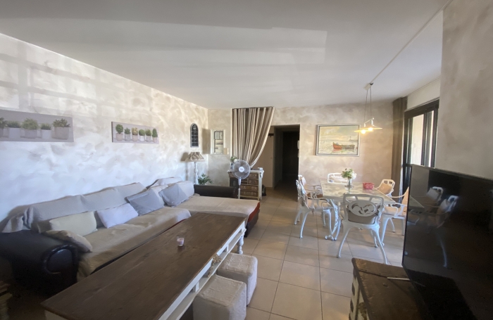 À LOUER - APPARTEMENT T3 MEUBLÉ