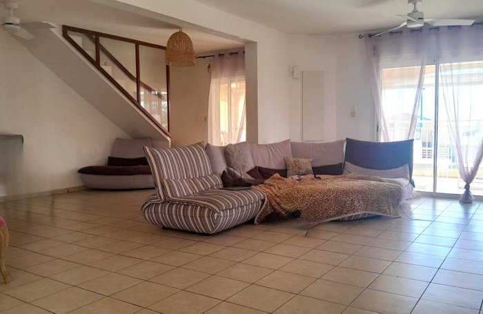 Location Maison 189m² 8 pièces Saint Gilles les Bains
