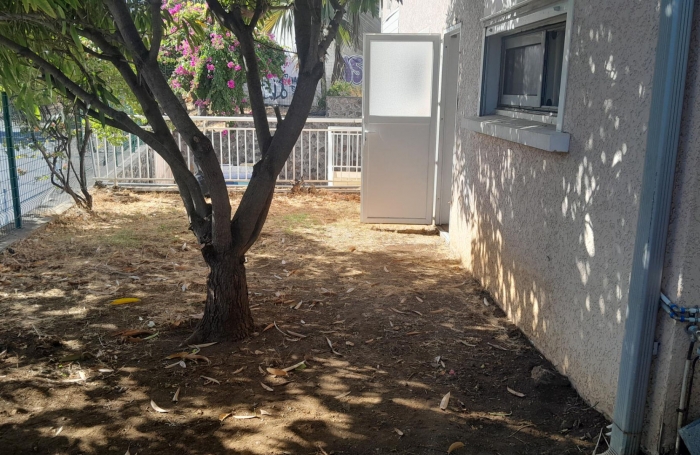 Location Maison 189m² 8 pièces Saint Gilles les Bains