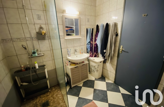 Vente Maison 206m&sup2; 4 pi&#232;ces Etang-Sale